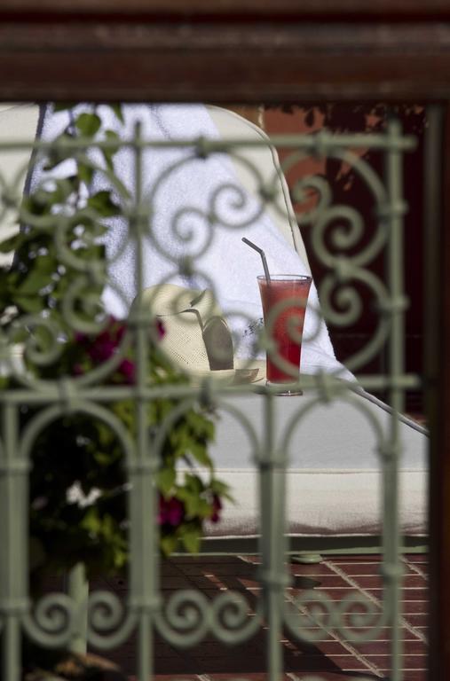 Riad Les Bougainvilliers Marrakesh Eksteriør billede